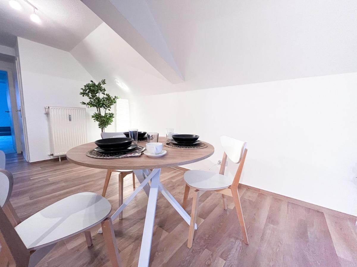 Free Wifi & Kaffee - Romantische 3 Zimmer Wohnung Будишин Екстер'єр фото